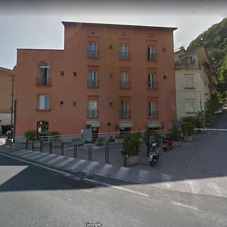 Sirentum Suite Sorrento Eksteriør bilde