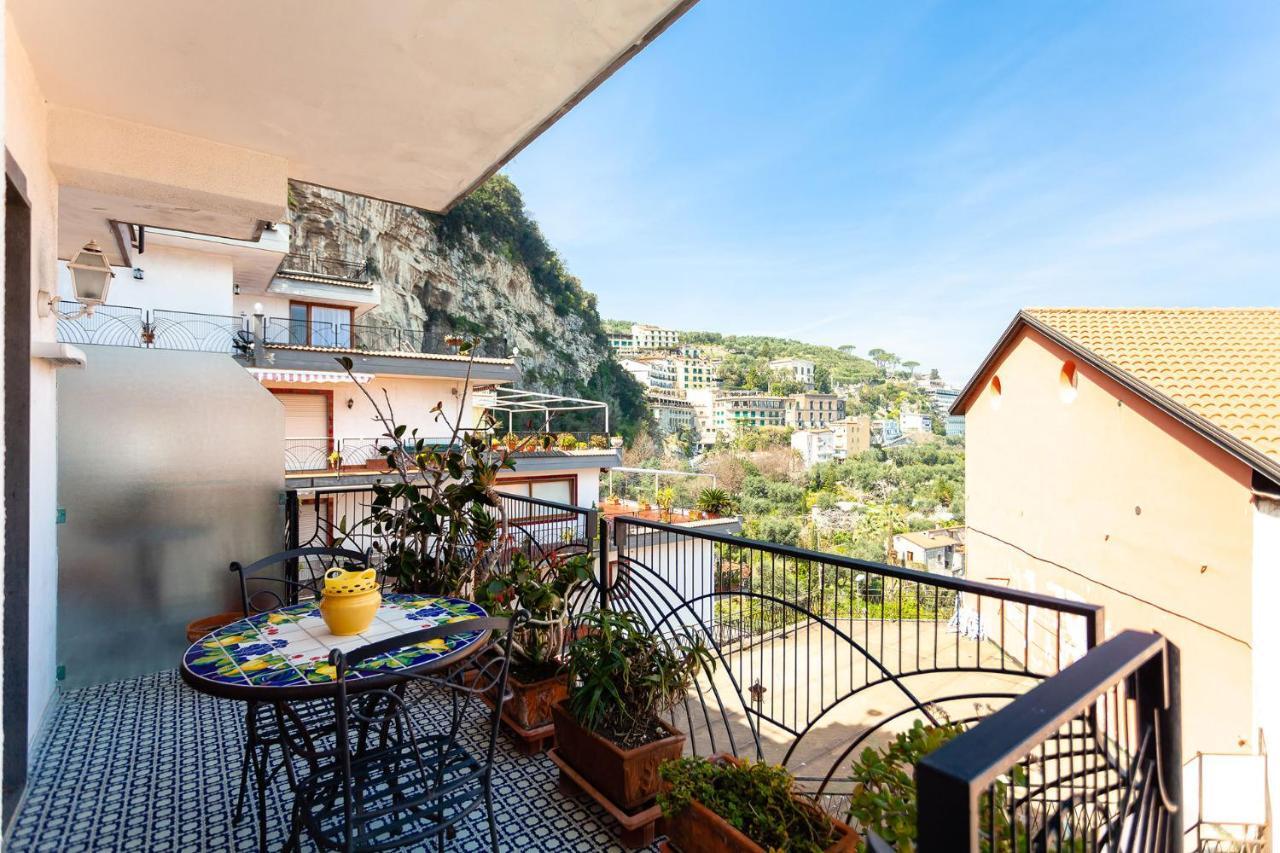 Sirentum Suite Sorrento Eksteriør bilde