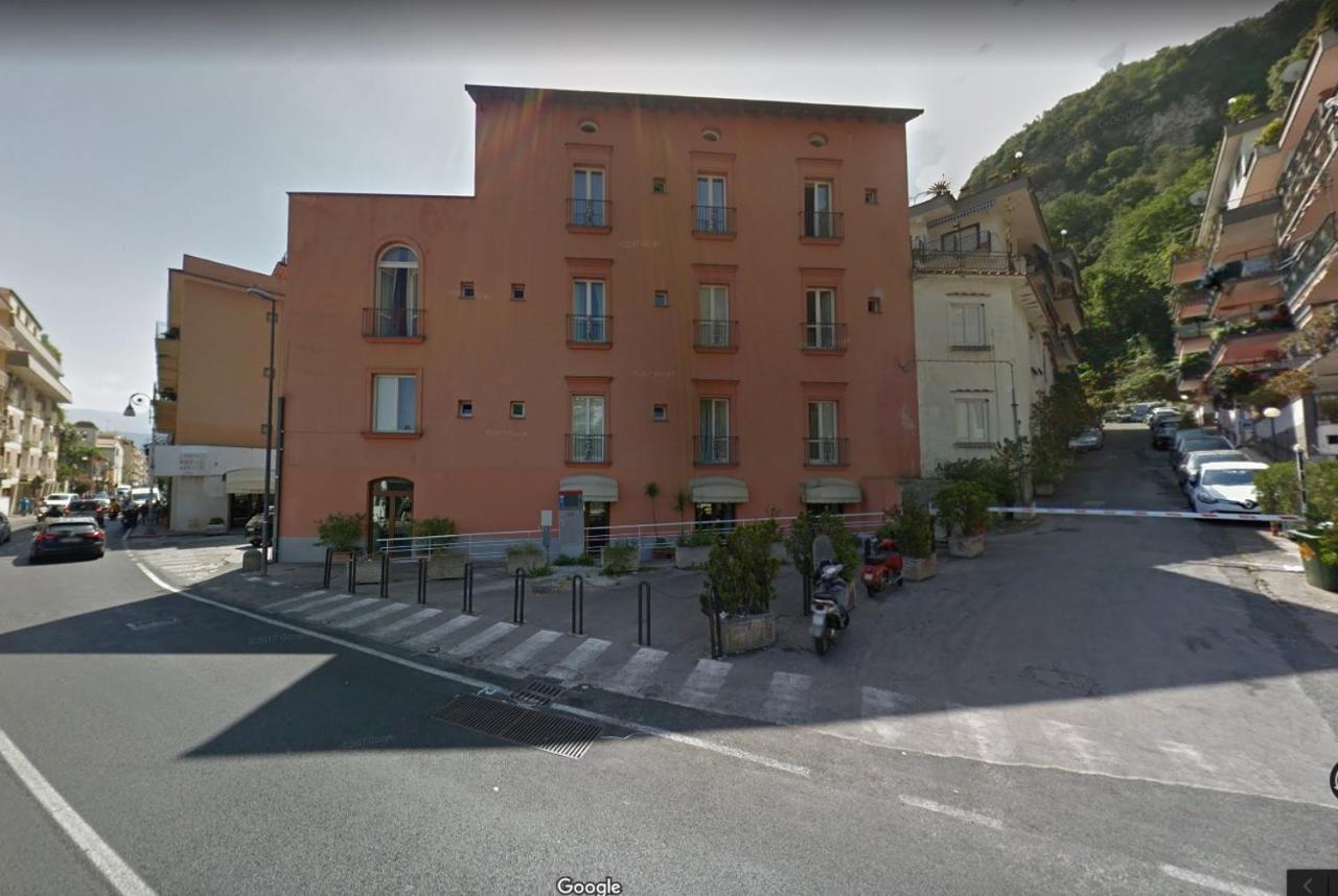 Sirentum Suite Sorrento Eksteriør bilde